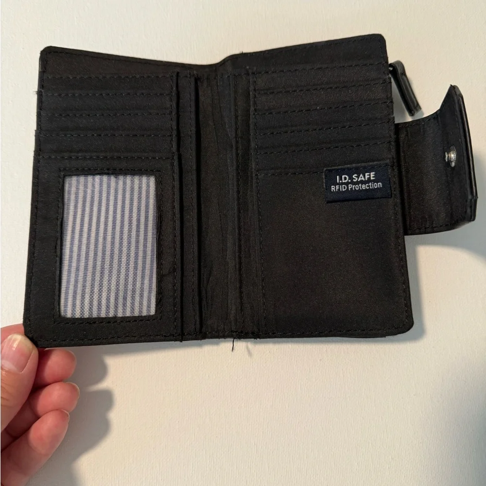 Nautica RFID Black Wallet‎